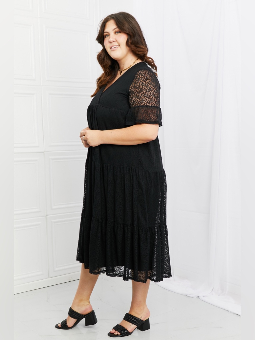 P & Rose Lovely Lace Full Size Tiered Dress - Picture 8 of 10